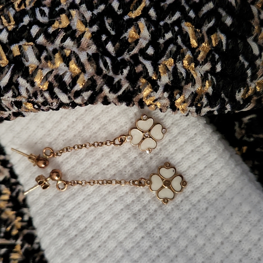 White enamel heart clover hanging earrings